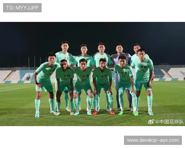 国足备战亚洲杯全力冲刺 新任主帅战术布局引关注 国足备战亚洲杯全力冲刺 新任主帅战术布局引关注