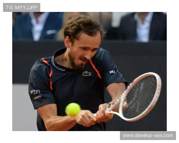 梅德韦杰夫成功卫冕2026年迈阿密网球公开赛男子单打冠军